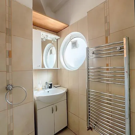 Eastcomfort Cismigiu Park Apartament *